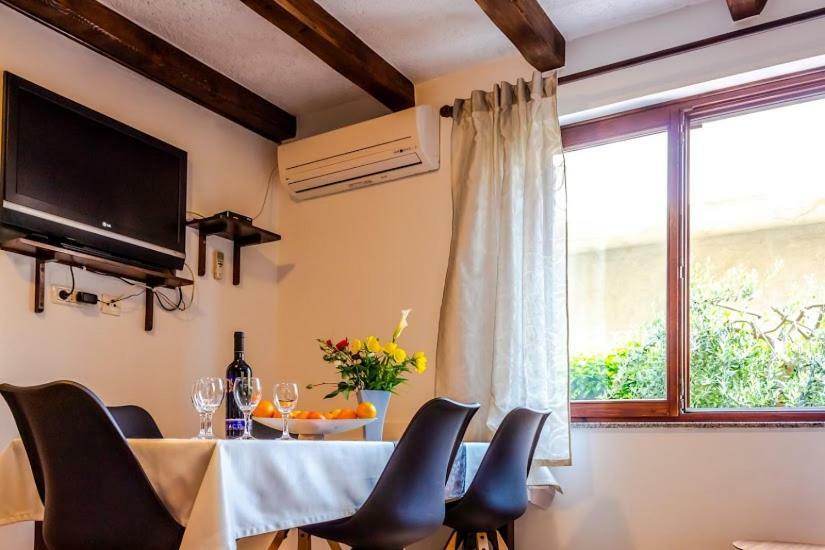 Apartment Katia Pula Luaran gambar